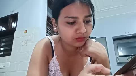 cuddlemuffins online show from March 7, 3:12 pm