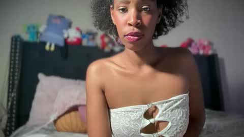 cum2charmxx online show from February 2, 1:52 pm