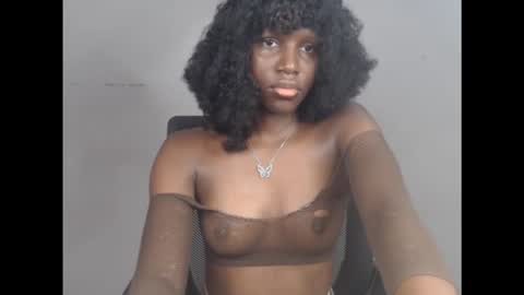 sophie online show from October 17, 7:12 am