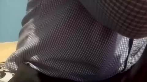 cumbian_chero online show from February 20, 5:29 am