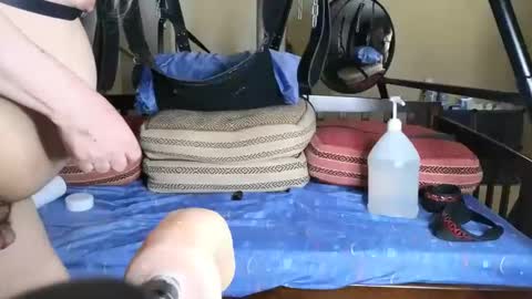 Curiousbisex22 online show from February 7, 8:55 am