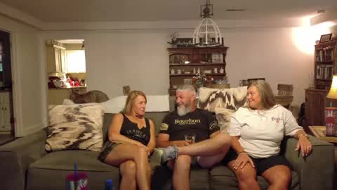 curious couple online show from April 19, 12:11 am