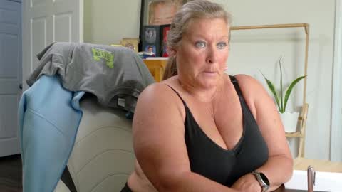 curious couple online show from April 1, 4:59 pm