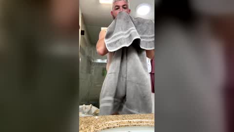 hubby online show from March 1, 9:52 pm