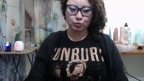 Vannesa online show from April 10, 6:30 am