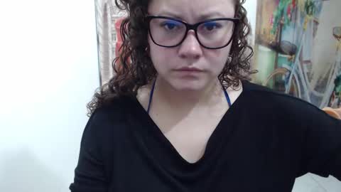 Vannesa online show from November 24, 6:28 pm