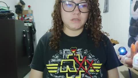 Vannesa online show from May 26, 3:01 am