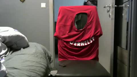 curlyfurly online show from December 3, 6:47 am