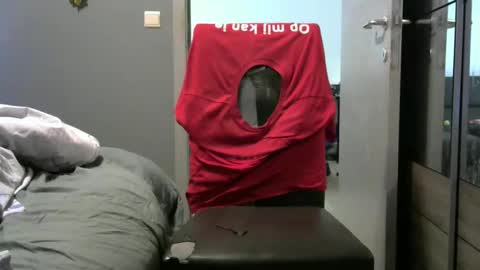 curlyfurly online show from December 14, 11:49 am