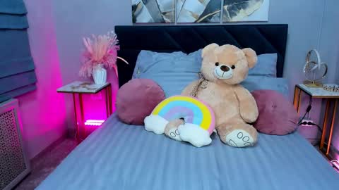 Sammy online show from September 12, 1:40 am