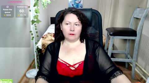 curvy_girlz online show from February 14, 2:14 am