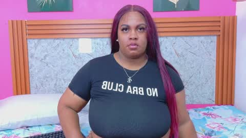 curvyhomebebe online show from April 11, 7:29 pm