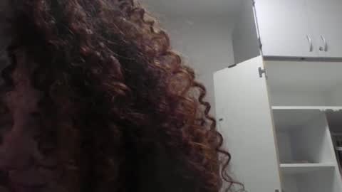 curvyyus online show from February 6, 12:58 am