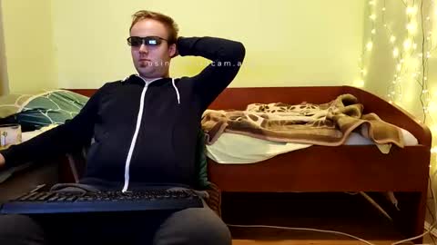 cute69696969 online show from September 28, 9:46 pm