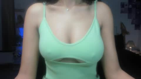 Alisha online show from July 5, 8:43 am