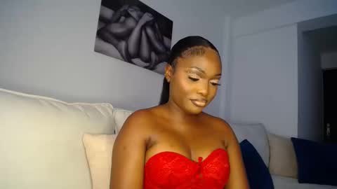 Snapshot of cute_ass18 chatting on February 10, 8:09 am Liya online show from February 10, 8:09 am