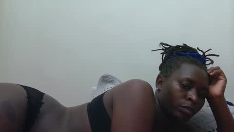 cute_barbie7184597 online show from April 16, 6:19 pm