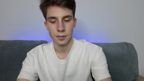 Im Brian online show from December 18, 6:14 pm