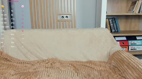 Emma online show from December 28, 11:48 pm