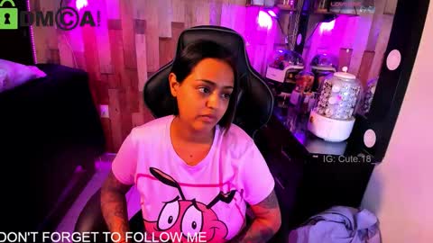    Independent Model online show from February 28, 11:20 pm