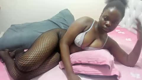 cute_gee43 online show from November 3, 3:24 pm