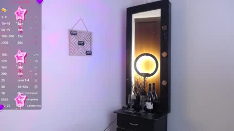 Cute horny1 online show from January 19, 2:43 am