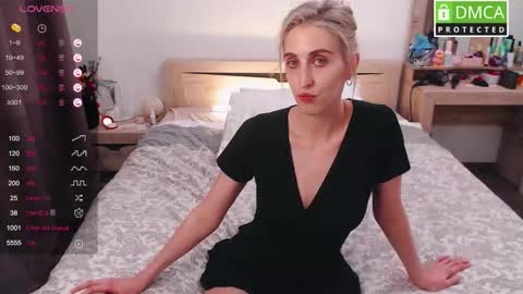 Milana online show from December 18, 2:01 pm