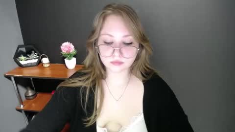 Veronica online show from February 14, 10:49 am