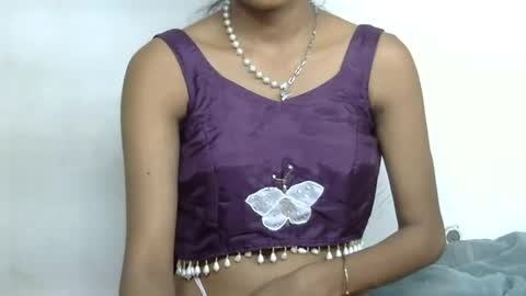 ruhi online show from July 20, 12:07 pm