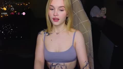 Sue online show from November 26, 7:54 pm