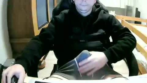 Cuteboy090 online show from February 18, 11:04 pm