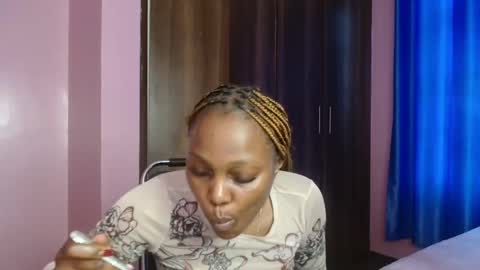 cutebuu online show from November 3, 1:34 pm