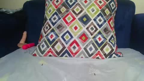 Snapshot of cutedolly12 chatting on October 17, 7:07 pm cutebby12 online show from October 17, 7:07 pm