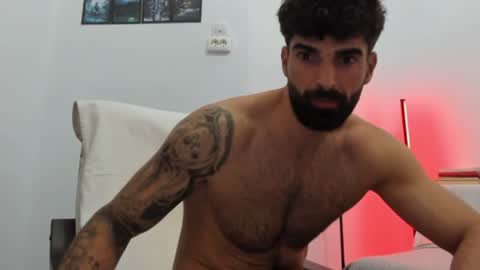 cuteeboy online show from July 4, 7:28 pm