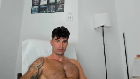 cuteeboy online show from July 23, 5:38 am
