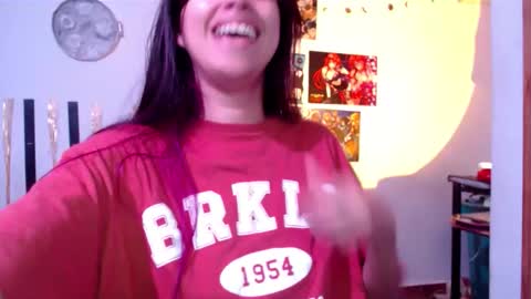 haome online show from April 15, 10:54 pm