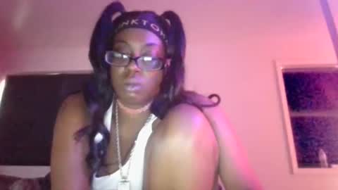 mary mack online show from November 3, 9:27 pm