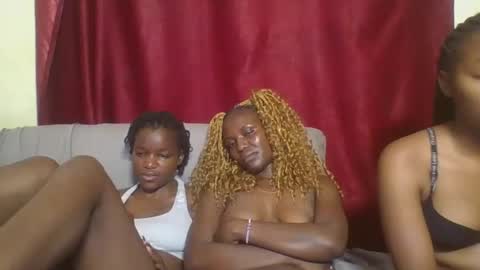 cutey_lunar online show from February 26, 1:36 am