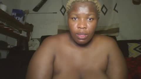 cutey_mellanin online show from October 4, 8:17 pm