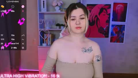 Snapshot of cutie_mili chatting on February 13, 10:22 pm mili online show from February 13, 10:22 pm