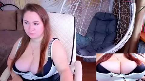 Snapshot of cutieeeandlove chatting on October 17, 11:58 am Alice online show from October 17, 11:58 am