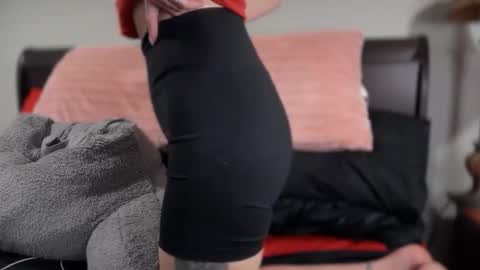 CUTIE KINKS OFFICIAL CHATROOM AND LIVE STREAM online show from April 11, 12:48 am