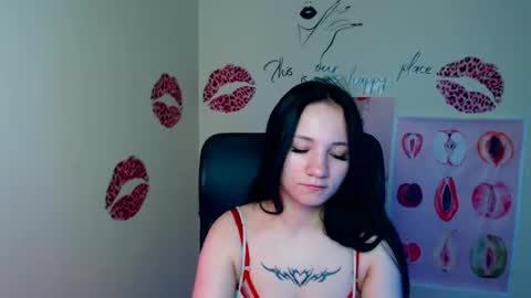 Emma online show from April 4, 6:31 am