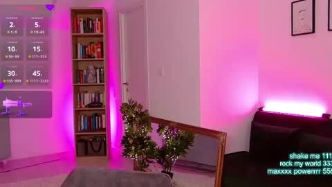 cutiepie69__ online show from June 29, 7:57 pm