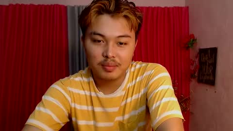 cutiepiejhon online show from February 23, 1:32 pm