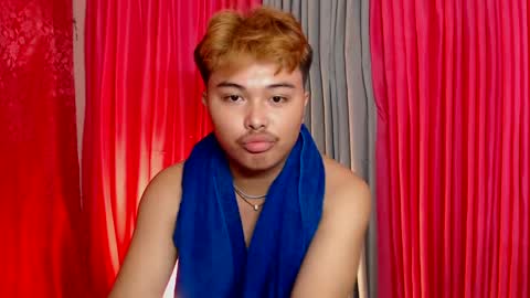 cutiepiejhon online show from February 9, 12:49 am