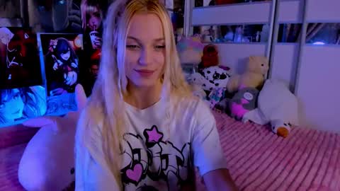 Nora online show from September 23, 8:26 pm