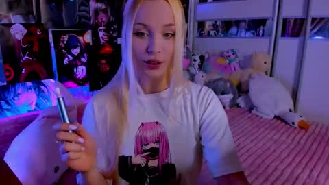 Nora online show from March 25, 9:21 pm