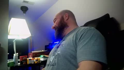 Bubba Bull online show from October 23, 3:41 am