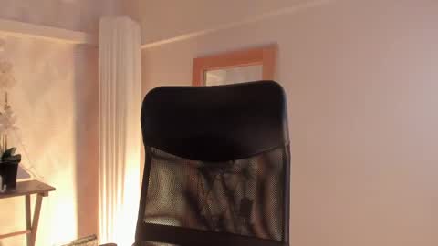 cyntia_adams online show from March 5, 11:49 am